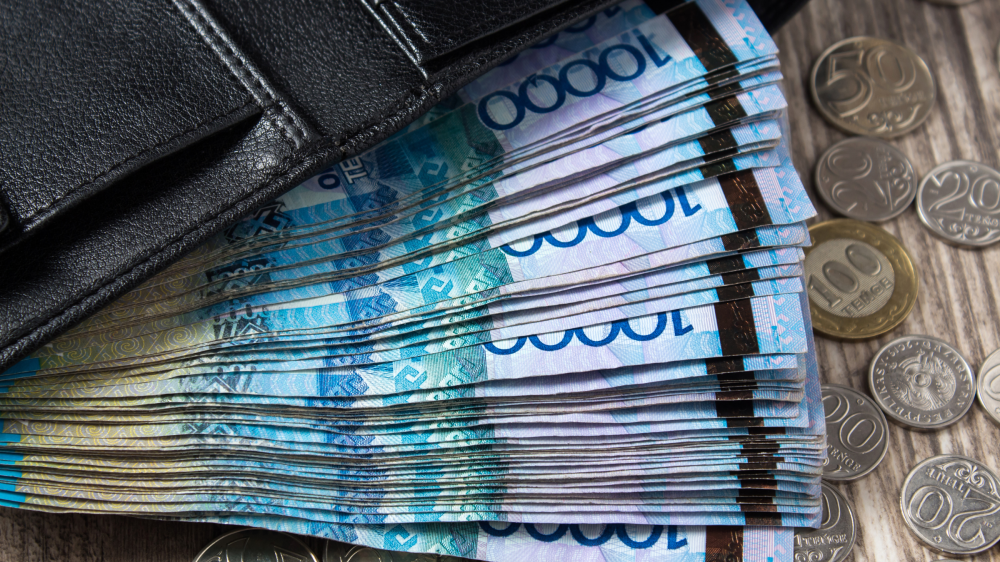 Опубликована неприятная новость о заработной плате